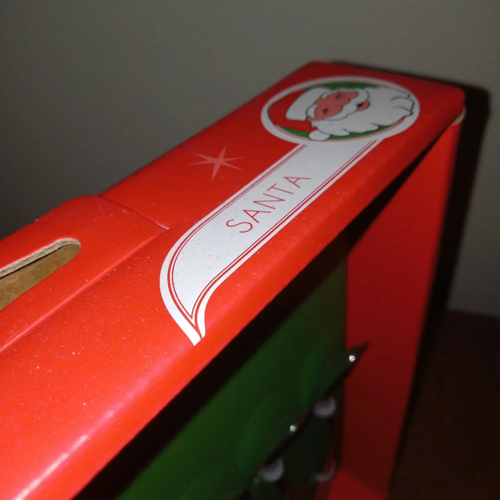 Towle Santa Coffee Spoon Set - Picture 7 of 12